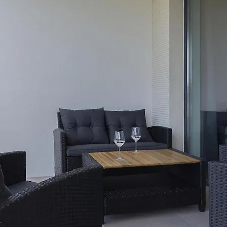 アパート Vacationclub Marina 56 ロゴボ